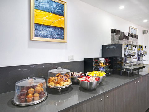 Value Suites Green Square - Accommodation Resorts 11