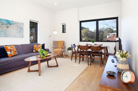 Stylish Apartment With Garage Near Bondi Beach - Accommodation Resorts 0