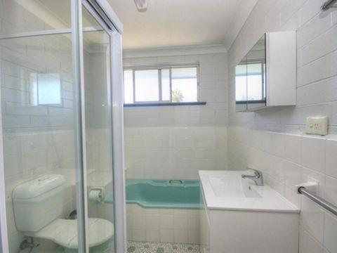 45 Wharf Street - Whole House - Accommodation Resorts 6