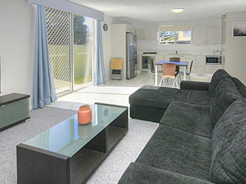 45 Wharf Street - Whole House - Accommodation Resorts 2