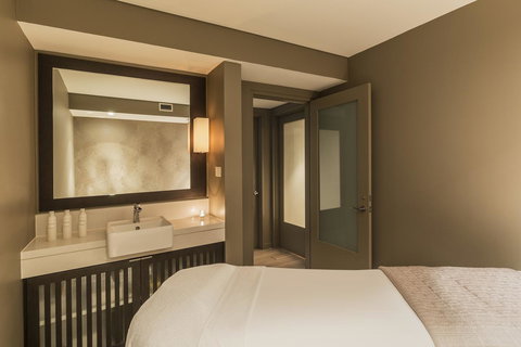 Swissotel Sydney - Accommodation Resorts 22