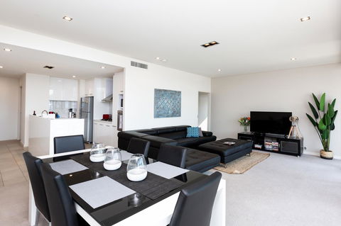 Brand New Executive Apartment - Accommodation Resorts 0