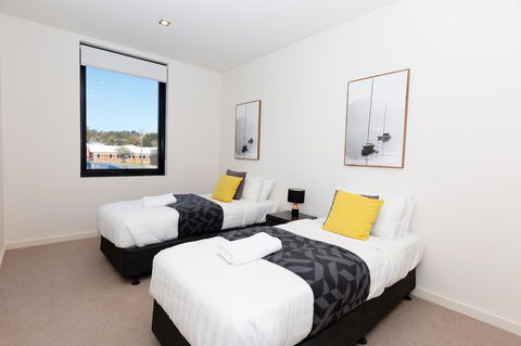 Brand New Executive Apartment - Accommodation Resorts 14