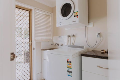 Central Wagga Self Catering Apartment - Accommodation Resorts 12