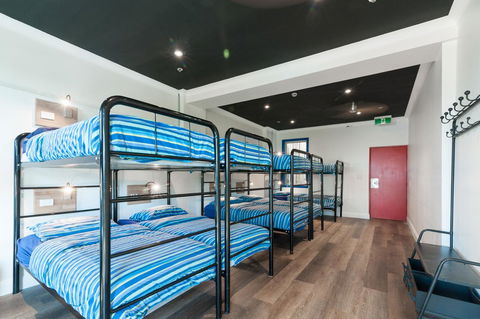 Mad Monkey Hostel Coogee Beach - Accommodation Resorts 30