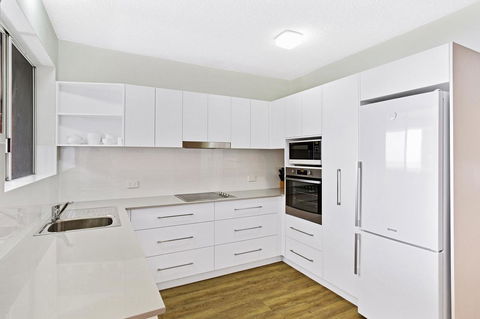 Victoria Parade, Kiah, Unit 10, 53 - Accommodation Resorts 4