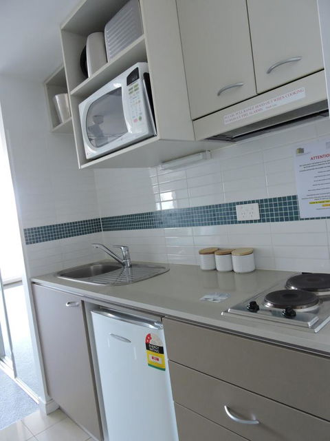 BASE Holidays - Ettalong Beach Premium Apartments - Accommodation Resorts 21