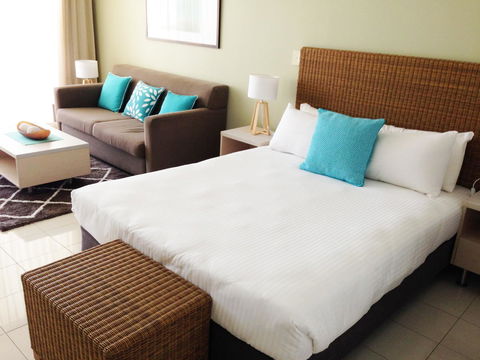 BASE Holidays - Ettalong Beach Premium Apartments - Accommodation Resorts 38