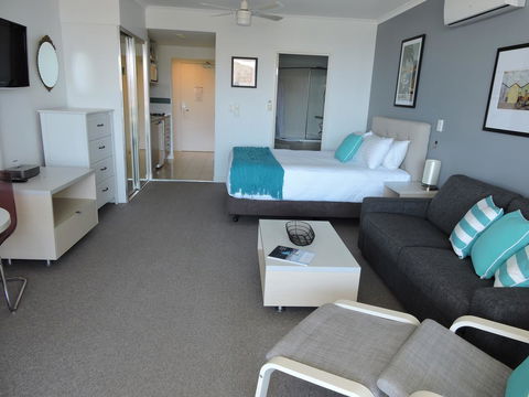 BASE Holidays - Ettalong Beach Premium Apartments - Accommodation Resorts 18