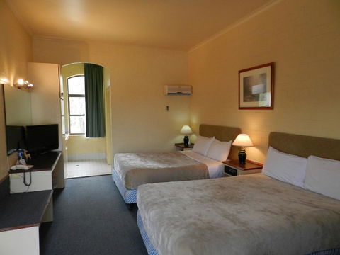 Prince Of Wales Hotel - Accommodation Resorts 3