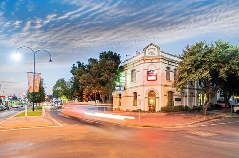 Prince Of Wales Hotel - Accommodation Resorts 9