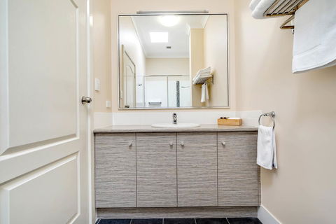 Prince Of Wales Hotel - Accommodation Resorts 31