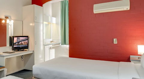 Prince Of Wales Hotel - Accommodation Resorts 1
