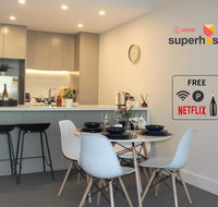 Stunning Views Sydney Olympic Park - Accommodation Resorts