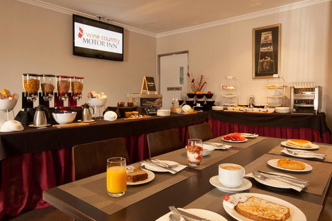 Wine Country Motor Inn - Accommodation Resorts 8