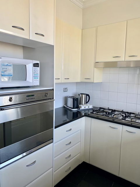 Castle Serviced Apartments - Accommodation Resorts 0