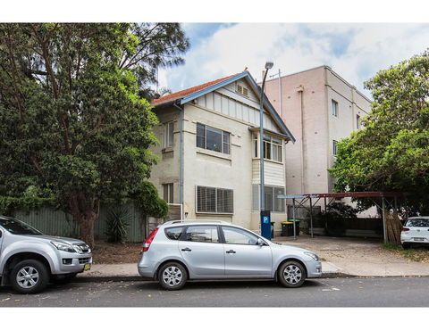 Large, Stylish And Quiet Penthouse Steps From Surf - Accommodation Resorts 23