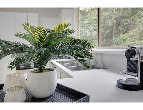 Large, Stylish And Quiet Penthouse Steps From Surf - Accommodation Resorts 16