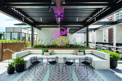 Vibe Hotel Sydney Darling Harbour - Accommodation Resorts 7