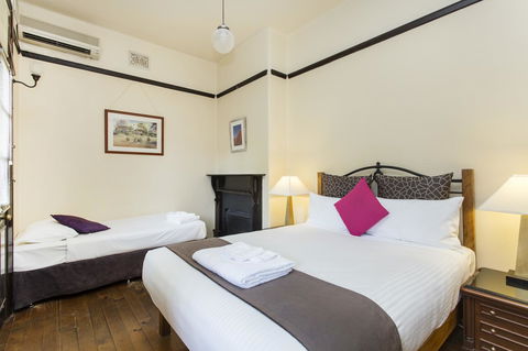 Sydney Harbour Bed And Breakfast - Accommodation Resorts 13