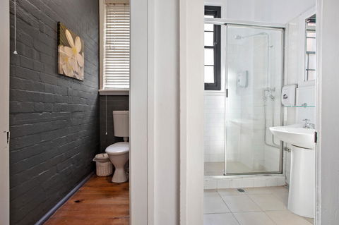 Sydney Harbour Bed And Breakfast - Accommodation Resorts 4