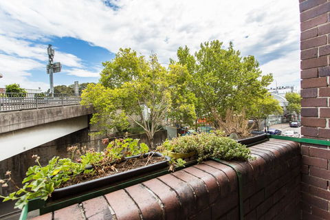 Sydney Harbour Bed And Breakfast - Accommodation Resorts 17
