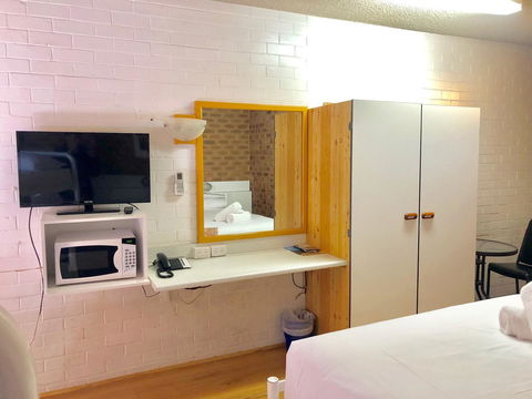 Marco Polo Motor Inn Sydney - Accommodation Resorts 11