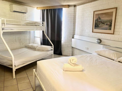 Marco Polo Motor Inn Sydney - Accommodation Resorts 9