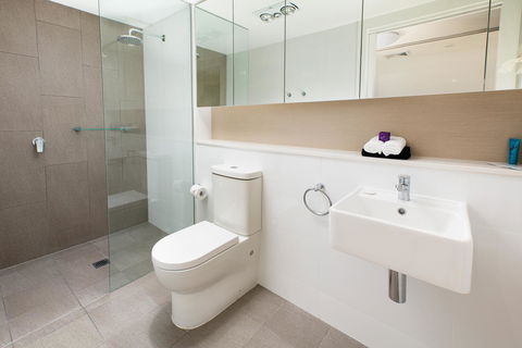 Hamilton Executive Apartments - Accommodation Resorts 14