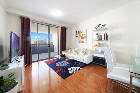 Sydney Apartment Close To Airport & CBD - Accommodation Resorts 4