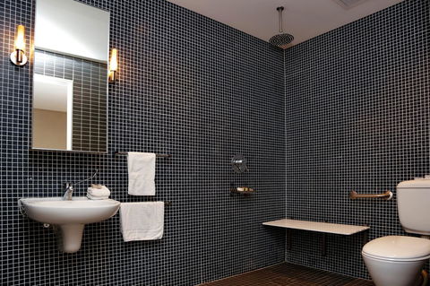 Crown Hotel Surry Hills - Accommodation Resorts 24
