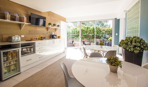 Crown Hotel Surry Hills - Accommodation Resorts 15