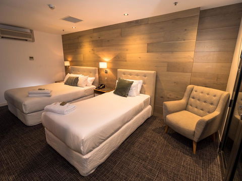 Crown Hotel Surry Hills - Accommodation Resorts 9
