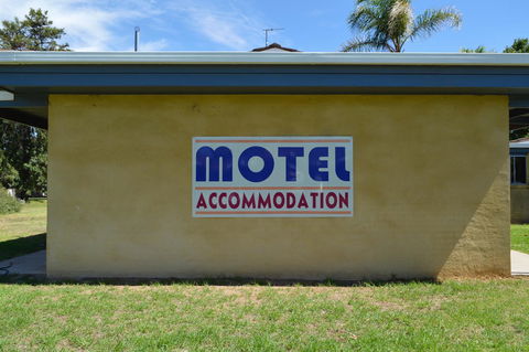 Brolga Hotel Motel - Coleambally - Accommodation Resorts 5