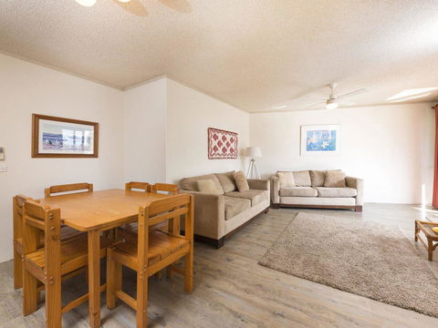 Centrepoint 10 - Accommodation Resorts 2