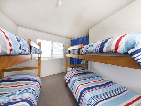 Centrepoint 10 - Accommodation Resorts 1