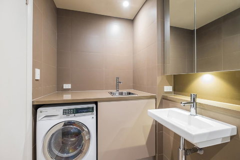 Australian Tower Stay - Accommodation Resorts 16