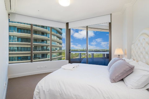 Australian Tower Stay - Accommodation Resorts 5