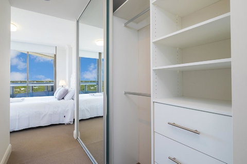 Australian Tower Stay - Accommodation Resorts 7