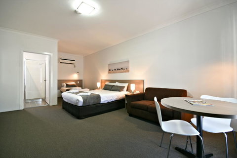The Aberdeen Motel - Accommodation Resorts 6
