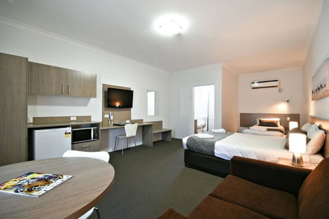 The Aberdeen Motel - Accommodation Resorts 5