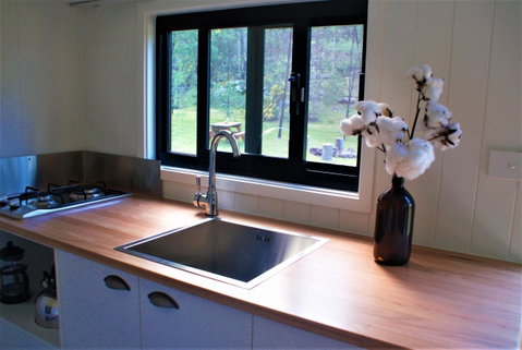 Christopher Tiny House - Accommodation Resorts 8
