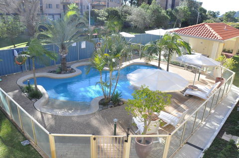 Marty's @ Little Beach - Accommodation Resorts 0