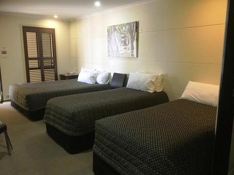 Balranald Club Motel - Accommodation Resorts 21