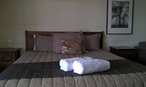 Balranald Club Motel - Accommodation Resorts 7