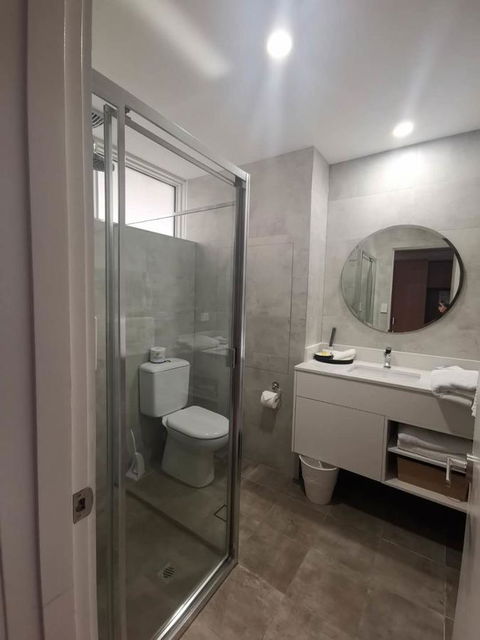 The Select Inn Ryde - Accommodation Resorts 3