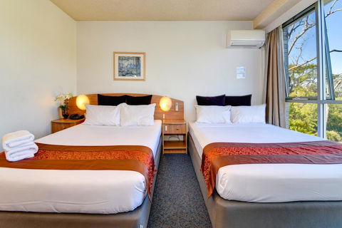 The Select Inn Ryde - Accommodation Resorts 5