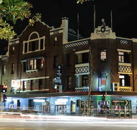 Clover Backpackers - Accommodation Resorts