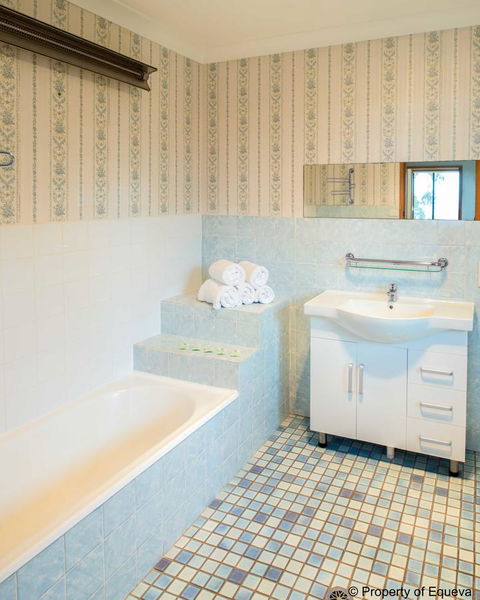 Villa Blue - Accommodation Resorts 4