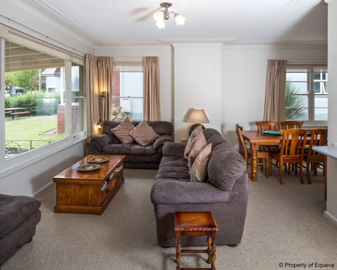 Villa Blue - Accommodation Resorts 13